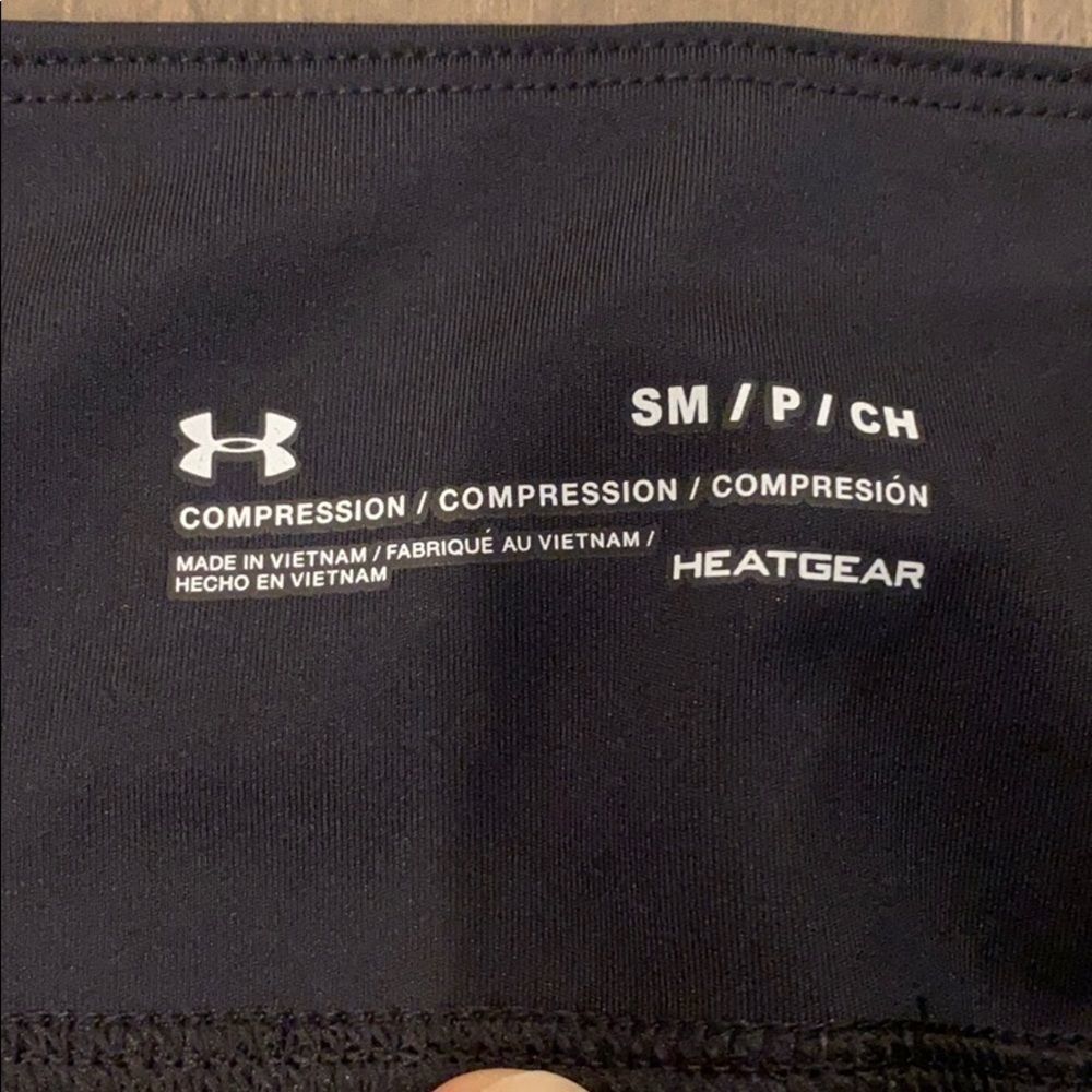 NWT Under Armour Speedpocket Run Printed Crop S - Picture 5 of 11